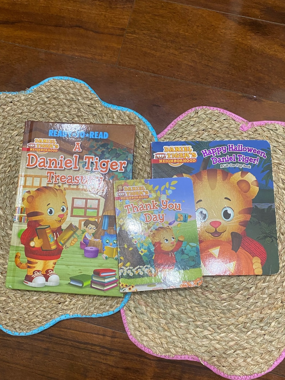Daniel Tiger’s Neighborhood Book Bundle